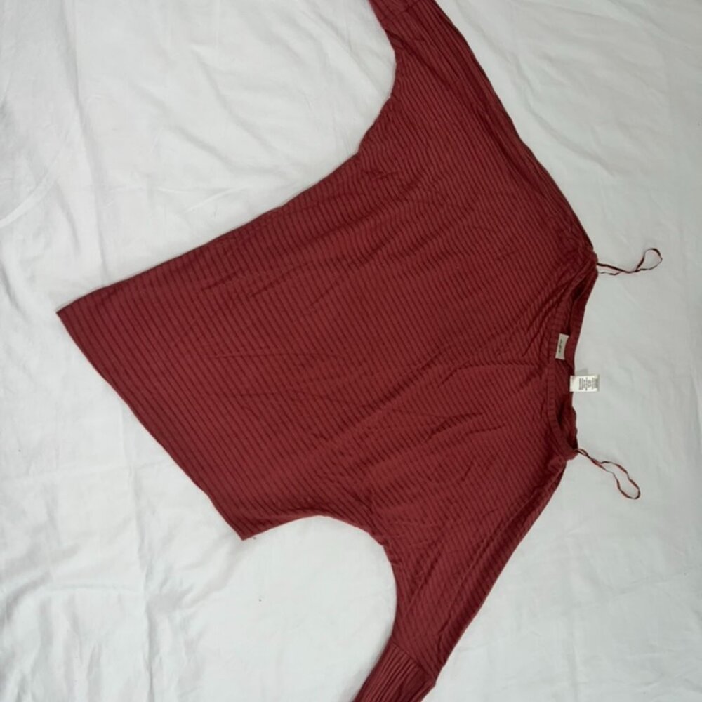 Asymmetrical Daytrip top